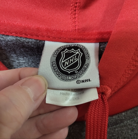 NHL Chicago Blackhawks Hoodie Men's 2XL Red/Gray Embroidered Hooded Sweatshirt - Picture 8 of 10